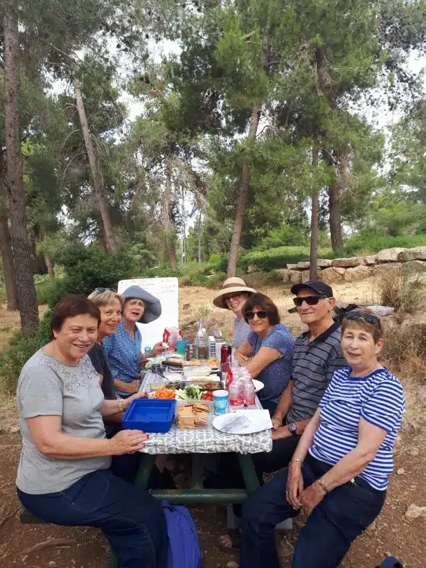 גרמנית - חוג ללימוד השפה - מתקדמים - מחזור שלישי - מרץ 25 - מובילה ויויאן כהן